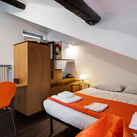 Apartment Porta Romana Studio By Flatscollection